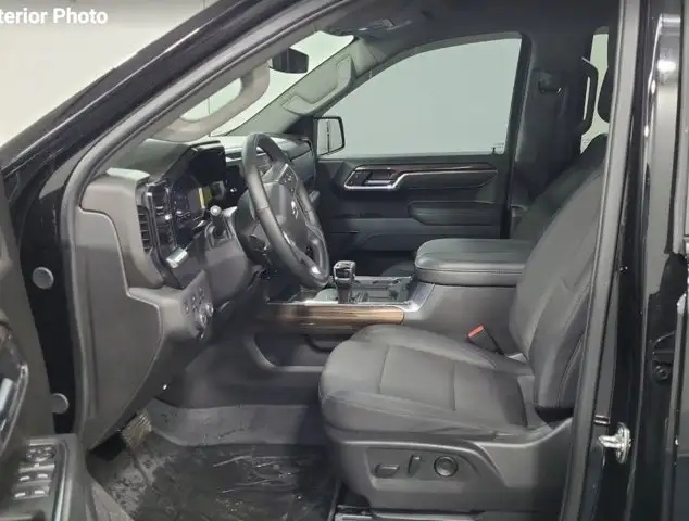 2025 Chevrolet Silverado 1500 RST Crew 4X4 | Heated Bucket - Photo 3