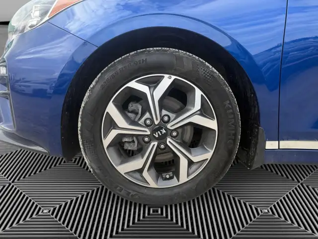 2019 Kia Forte EX | CLEAN CARFAX | BACK-UP CAM | APPLE/ANDROID C - Photo 14