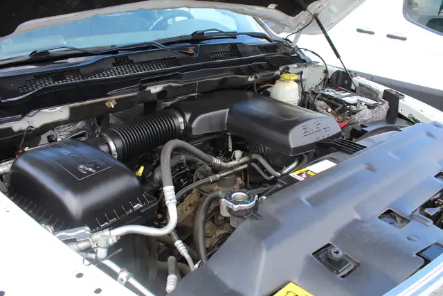 2017 Ram 1500 SLT 8ft LWB 2WD Pwr option - Photo 18