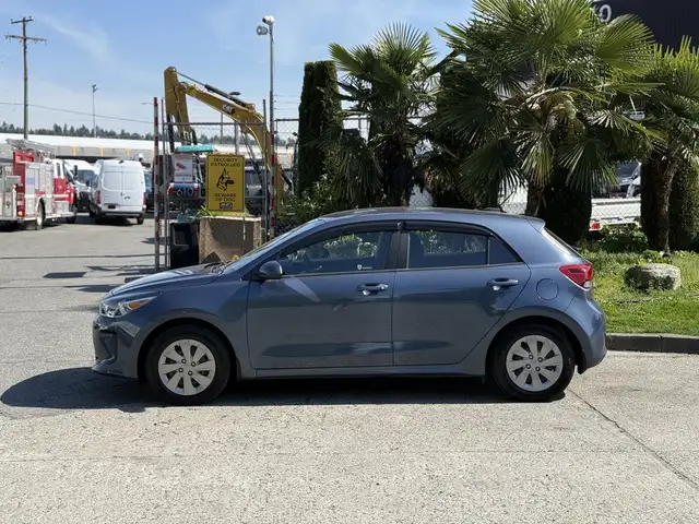 2018 Kia Rio Hatchback - Photo 6