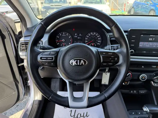 2018 Kia Rio Hatchback - Photo 20