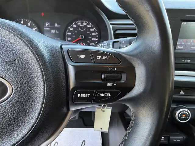 2018 Kia Rio Hatchback - Photo 22