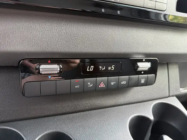 2024 Mercedes-Benz Sprinter E-Sprinter High Roof 170'wb EV Cargo - Photo 43