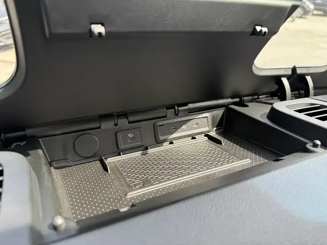 2024 Mercedes-Benz Sprinter E-Sprinter High Roof 170'wb EV Cargo - Photo 47