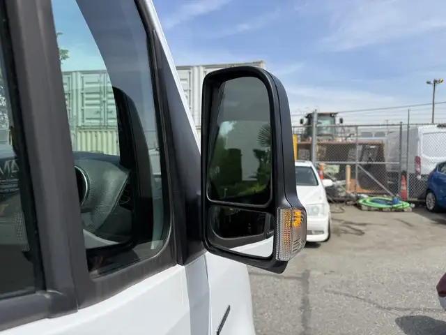 2024 Mercedes-Benz Sprinter E-Sprinter High Roof 170'wb EV Cargo - Photo 49