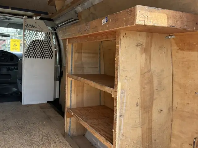 2008 Ford Econoline E-350 Super Duty High Roof Van - Photo 13