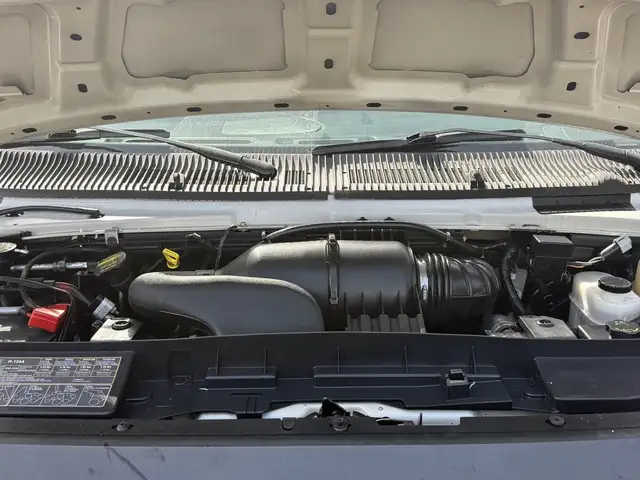 2008 Ford Econoline E-350 Super Duty High Roof Van - Photo 41