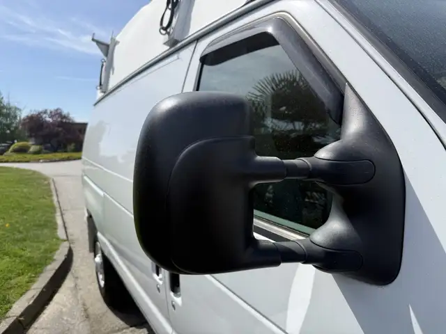 2008 Ford Econoline E-350 Super Duty High Roof Van - Photo 47