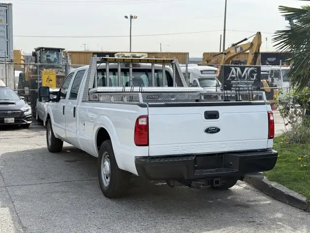 2011 Ford F-350 Super Duty Diesel Crew Cab 8 Foot Box - Photo 8