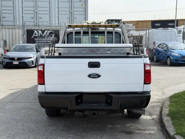 2011 Ford F-350 Super Duty Diesel Crew Cab 8 Foot Box - Photo 9