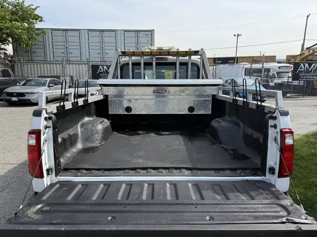 2011 Ford F-350 Super Duty Diesel Crew Cab 8 Foot Box - Photo 12