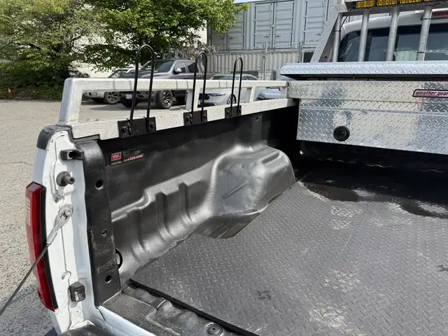 2011 Ford F-350 Super Duty Diesel Crew Cab 8 Foot Box - Photo 14