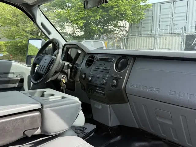 2011 Ford F-350 Super Duty Diesel Crew Cab 8 Foot Box - Photo 25