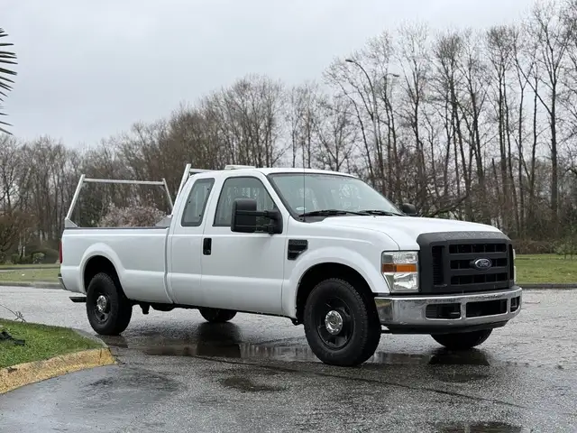 2008 Ford F-250 Extended Cab 8 Foot Box Pickup