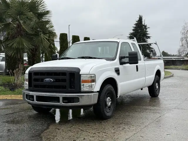 2008 Ford F-250 Extended Cab 8 Foot Box Pickup - Photo 4