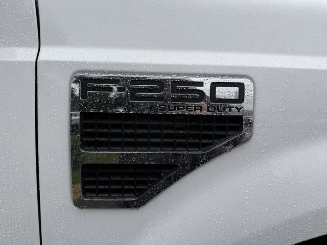 2008 Ford F-250 Extended Cab 8 Foot Box Pickup - Photo 20