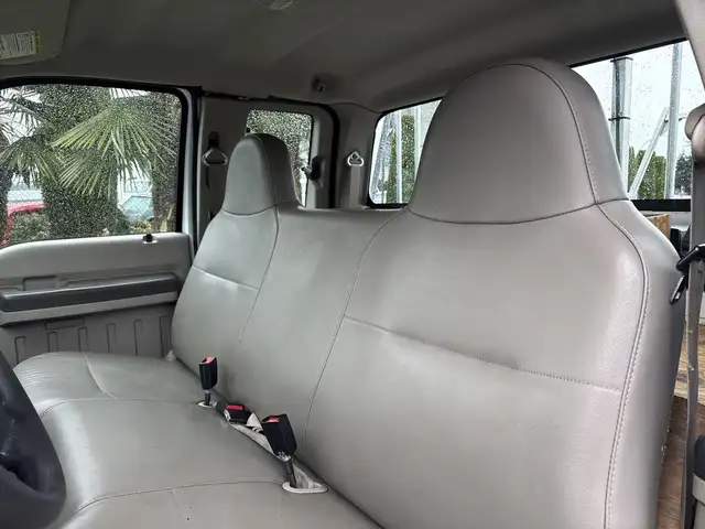 2008 Ford F-250 Extended Cab 8 Foot Box Pickup - Photo 32