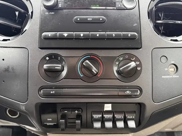 2008 Ford F-250 Extended Cab 8 Foot Box Pickup - Photo 43