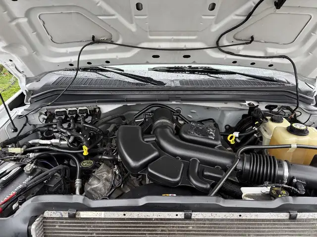 2008 Ford F-250 Extended Cab 8 Foot Box Pickup - Photo 46