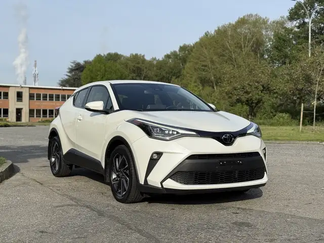 2021 Toyota CH-R Limited Subcompact Crossover - Photo 2