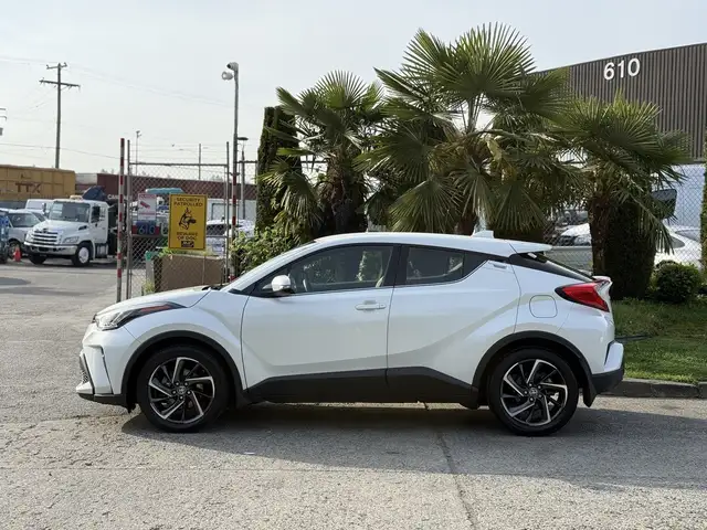 2021 Toyota CH-R Limited Subcompact Crossover - Photo 6