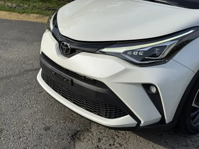 2021 Toyota CH-R Limited Subcompact Crossover - Photo 11