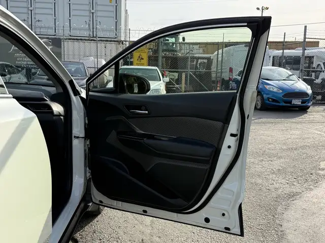 2021 Toyota CH-R Limited Subcompact Crossover - Photo 20