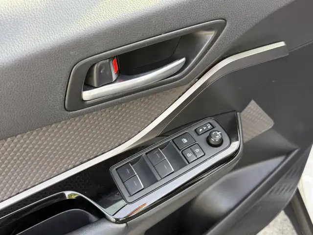 2021 Toyota CH-R Limited Subcompact Crossover - Photo 30