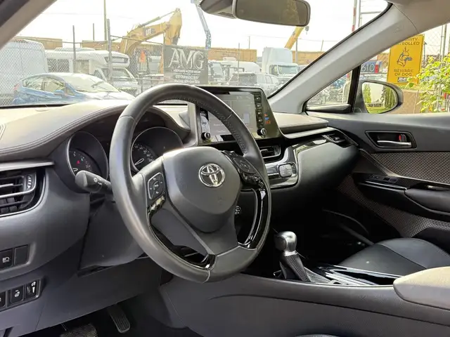 2021 Toyota CH-R Limited Subcompact Crossover - Photo 31