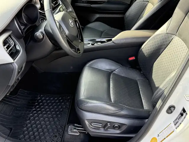 2021 Toyota CH-R Limited Subcompact Crossover - Photo 33