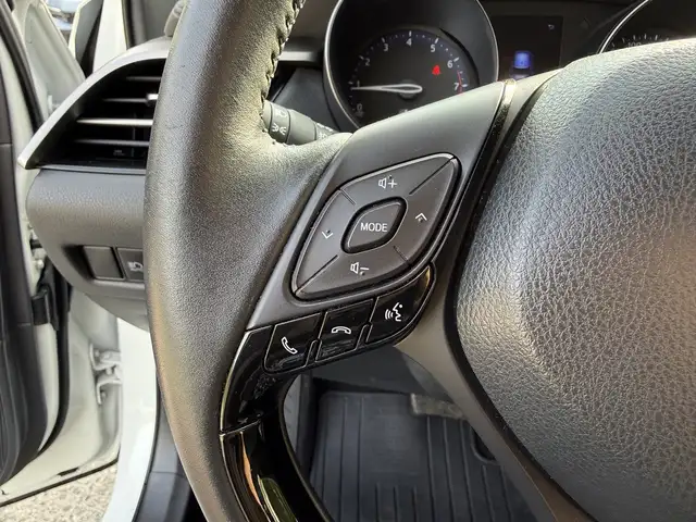 2021 Toyota CH-R Limited Subcompact Crossover - Photo 35
