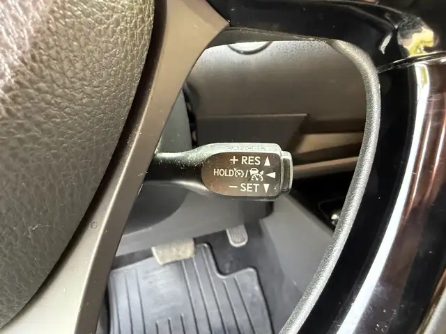 2021 Toyota CH-R Limited Subcompact Crossover - Photo 37