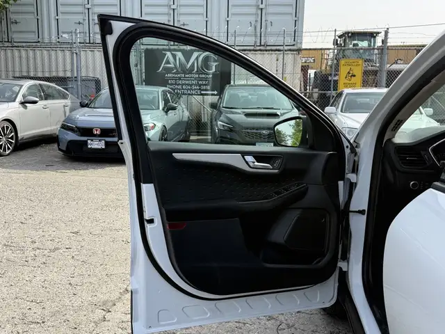 2020 Ford Escape SE AWD - Photo 11