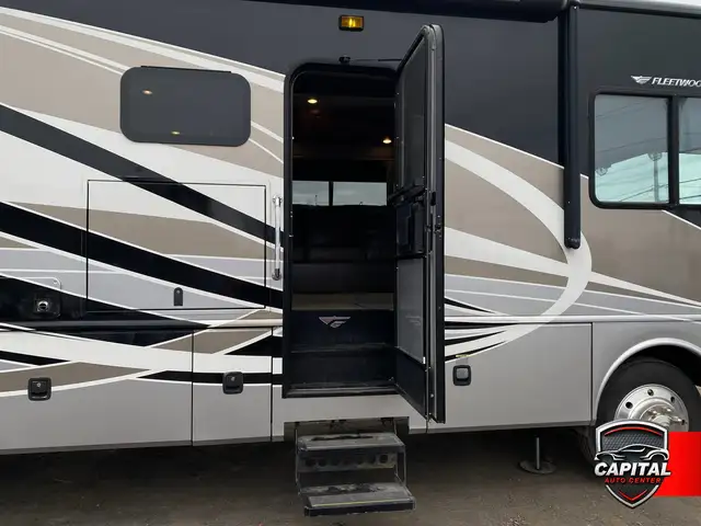 2015 Ford F-53 Motorhome Chassis Bounder - Photo 14