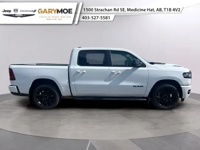 2025 Ram 1500 - Photo 2
