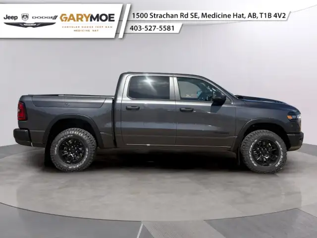 2026 Ram 1500 - Photo 2