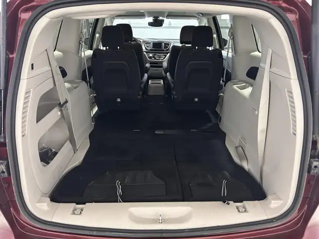 Chrysler Grand Caravan SXT 2RM 2023 à vendre - Photo 11