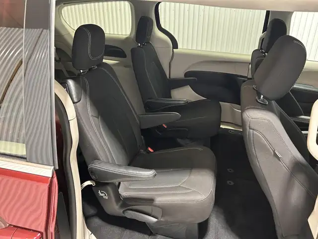 Chrysler Grand Caravan SXT 2RM 2023 à vendre - Photo 15