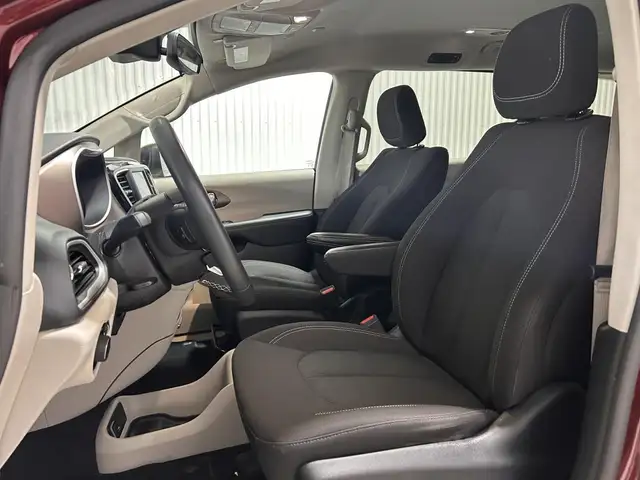 Chrysler Grand Caravan SXT 2RM 2023 à vendre - Photo 10