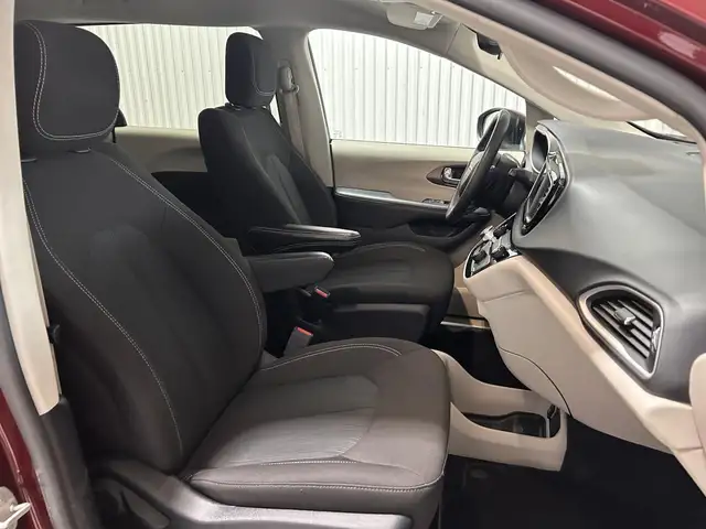 Chrysler Grand Caravan SXT 2RM 2023 à vendre - Photo 22
