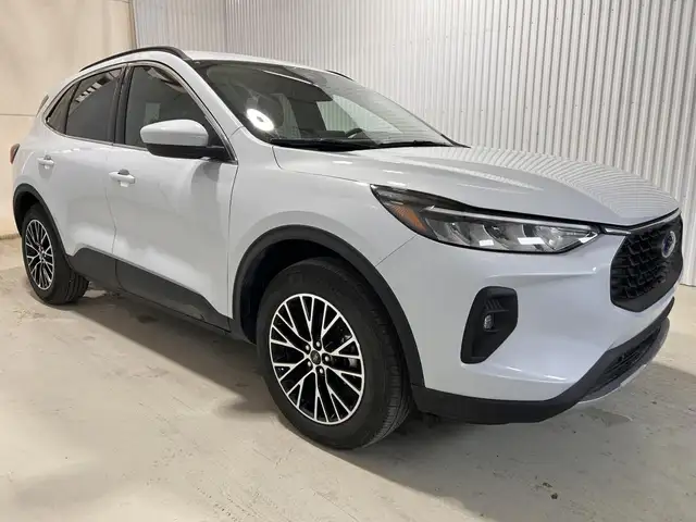Ford Escape VHR VHR TA 2025 à vendre - Photo 5