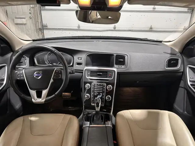 Volvo S60 T5 Dynamic TI 2018 à vendre - Photo 16