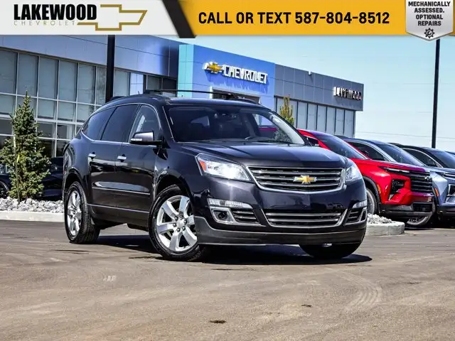2017 Chevrolet Traverse Premier AWD 3.6L 7-Passenger | Headrest