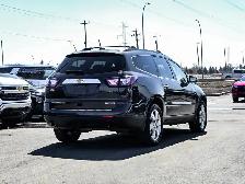 2017 Chevrolet Traverse Premier AWD 3.6L 7-Passenger | Headrest - Photo 12