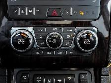2017 Chevrolet Traverse Premier AWD 3.6L 7-Passenger | Headrest - Photo 28