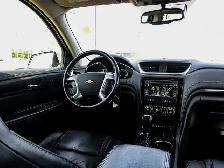 2017 Chevrolet Traverse Premier AWD 3.6L 7-Passenger | Headrest - Photo 31