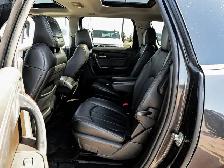 2017 Chevrolet Traverse Premier AWD 3.6L 7-Passenger | Headrest - Photo 32