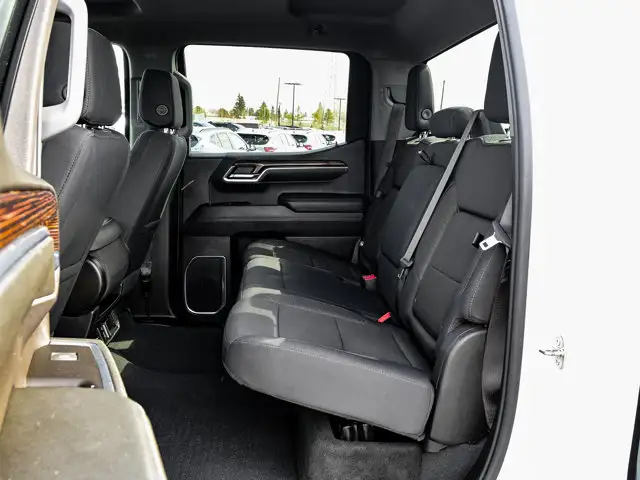 2024 GMC Sierra 1500 Elevation 5.3L Max Tow 6'6’ Box - Photo 30