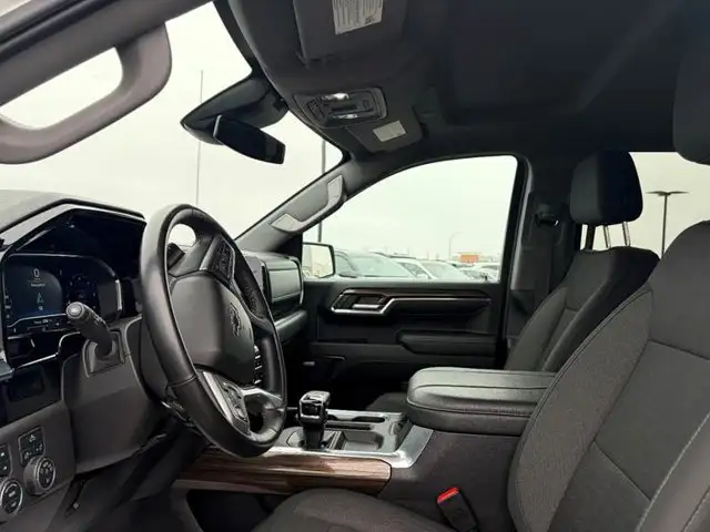 2024 Chevrolet Silverado 1500 LT Trail Boss 5.3L 6'6’ Box - Photo 6