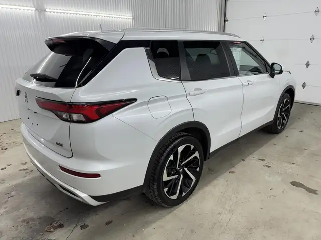 Mitsubishi Outlander SE S-AWC 2023 à vendre - Photo 11